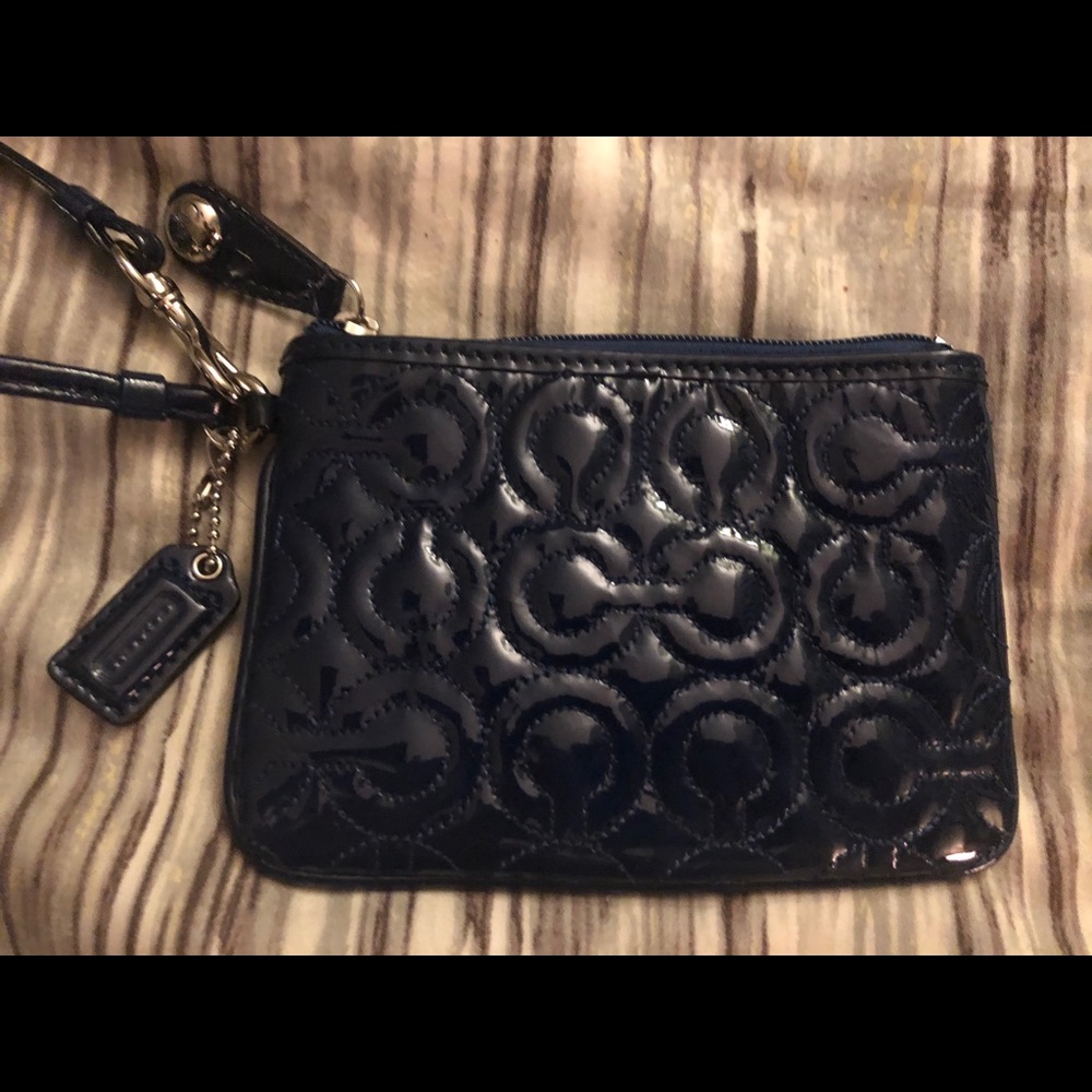 Coach wristlet - Picture 2 of 4